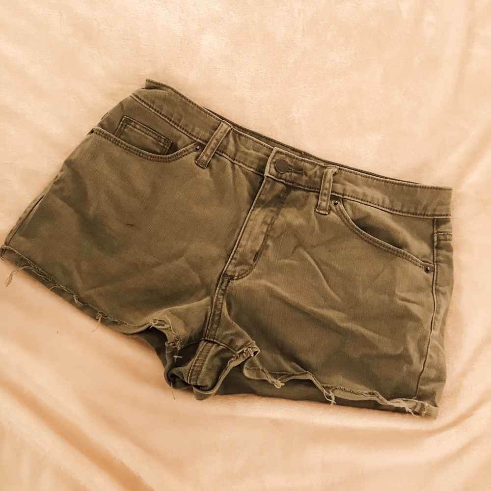 💜 Universal Thread Denim Shorts